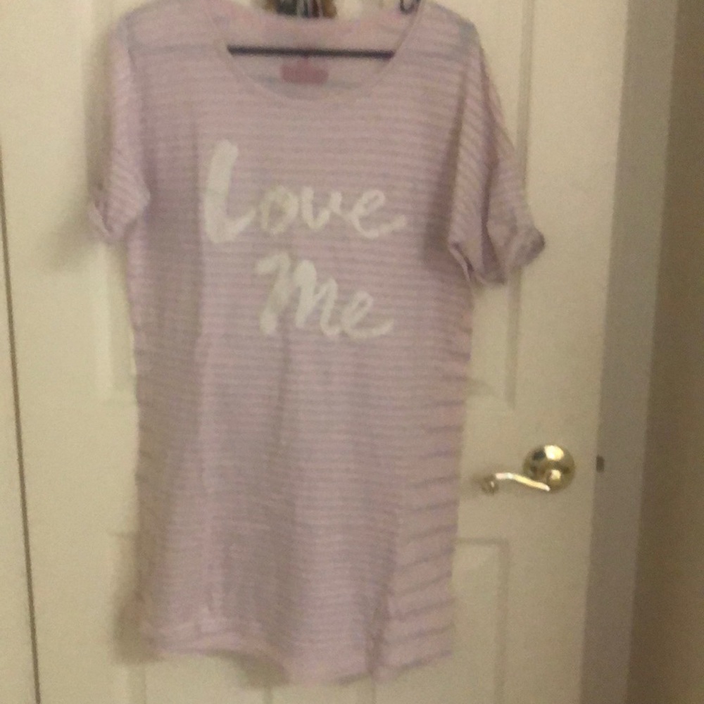 Victoria’s Secret Short Sleeve Night Shirt